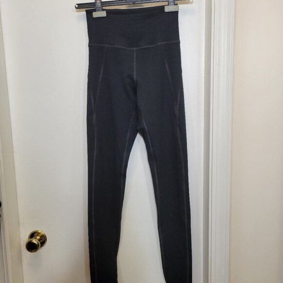 ❤️ 3 for $35 GIRLFRIEND collective high rise leggings black XS - Picture 2 of 9